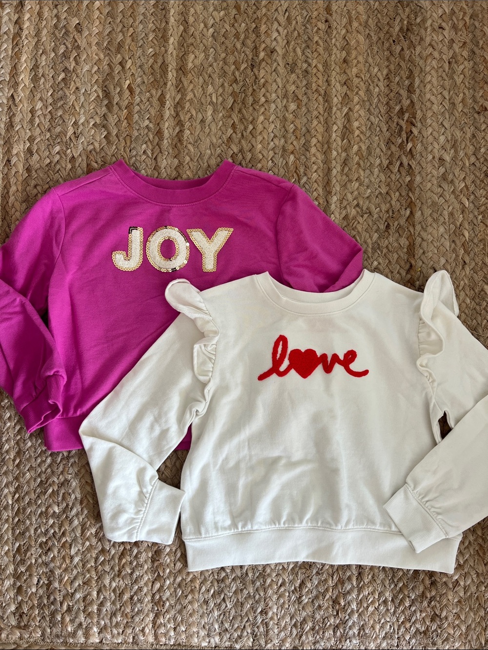 Cat & Jack 'Joy' Sweatshirt & 'Love' Cream Ruffle-Sleeve Set size 6/7 NWOT